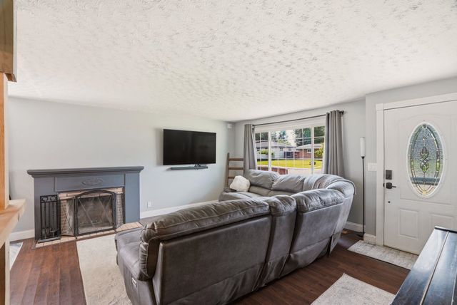 6808 N Stevens St, Spokane, WA 99208