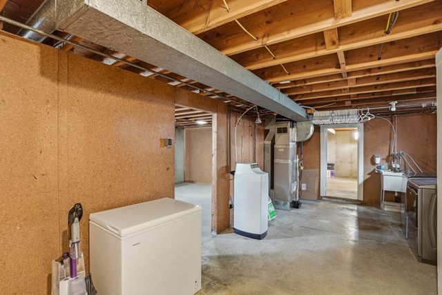 6808 N Stevens St, Spokane, WA 99208