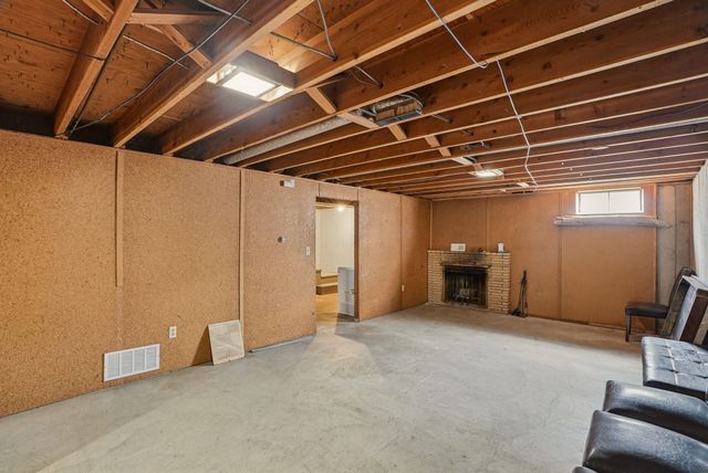 6808 N Stevens St, Spokane, WA 99208