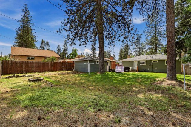 6808 N Stevens St, Spokane, WA 99208