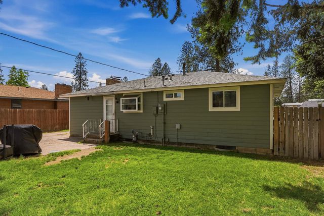 6808 N Stevens St, Spokane, WA 99208