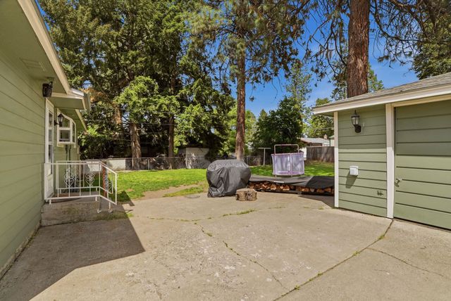 6808 N Stevens St, Spokane, WA 99208