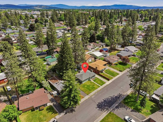 6808 N Stevens St, Spokane, WA 99208