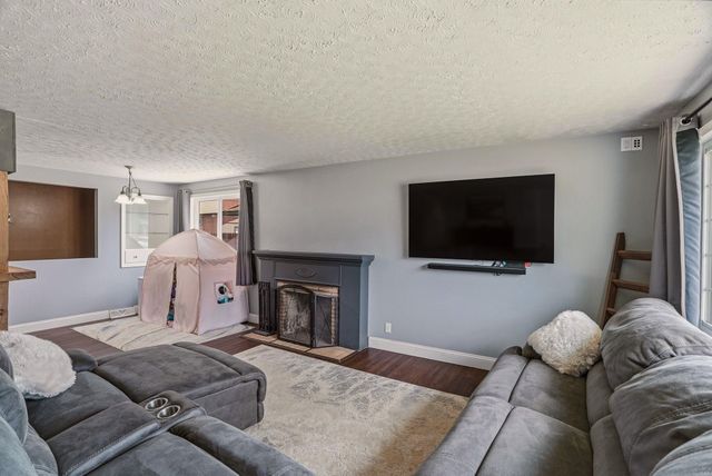 6808 N Stevens St, Spokane, WA 99208