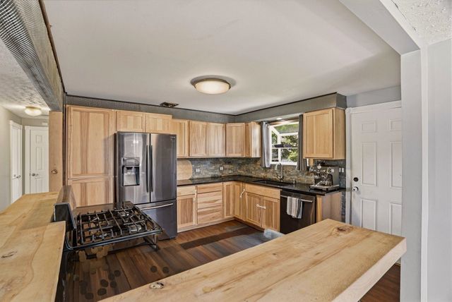 6808 N Stevens St, Spokane, WA 99208