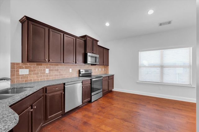 220 Scottish Avenue, Simpsonville, SC 29680