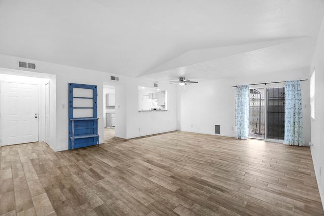 385 Bermuda Drive SE, Rio Rancho, NM 87124