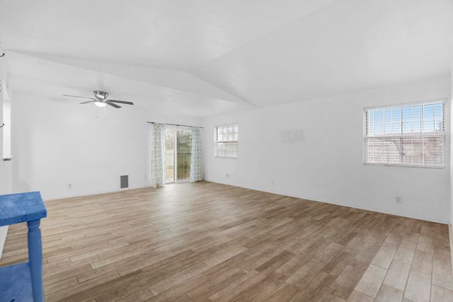 385 Bermuda Drive SE, Rio Rancho, NM 87124