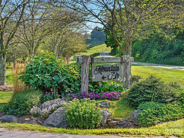 Lot 30 Mountain Air Drive, Burnsville, NC 28714