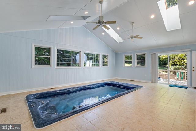 1341 CALVERT BEACH RD, Saint Leonard, MD 20685