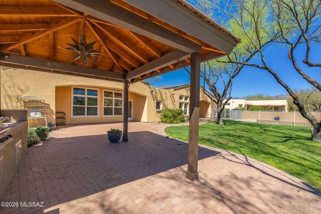 2202 N Conestoga Avenue, Tucson, AZ 85749