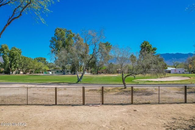 2202 N Conestoga Avenue, Tucson, AZ 85749