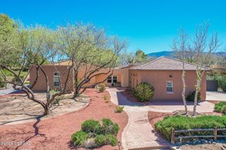 2202 N Conestoga Avenue, Tucson, AZ 85749