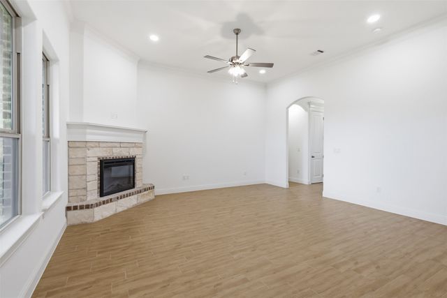 1366 Oleander Drive, Tolar, TX 76476