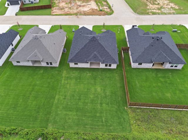 1366 Oleander Drive, Tolar, TX 76476