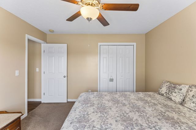 15 Aspen Hills Dr, Fayetteville, TN 37334
