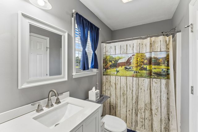 15 Aspen Hills Dr, Fayetteville, TN 37334