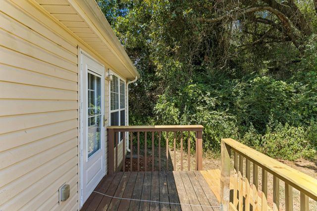 15 Aspen Hills Dr, Fayetteville, TN 37334