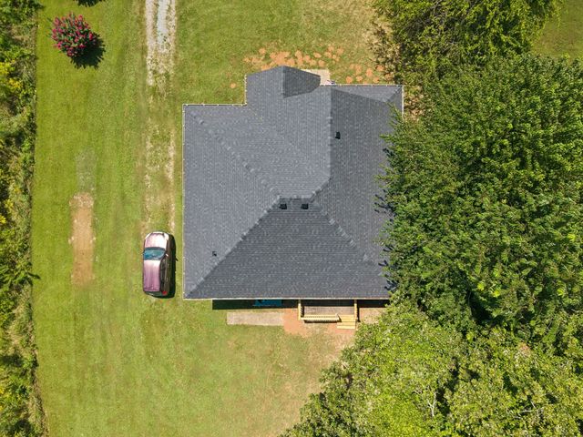 15 Aspen Hills Dr, Fayetteville, TN 37334