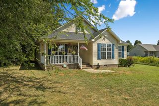 15 Aspen Hills Dr, Fayetteville, TN 37334