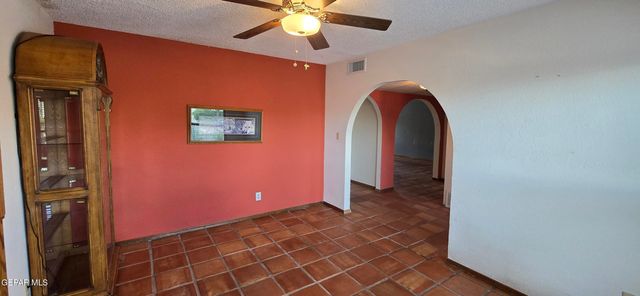 6224 LLANO LIBRE Way, El Paso, TX 79912