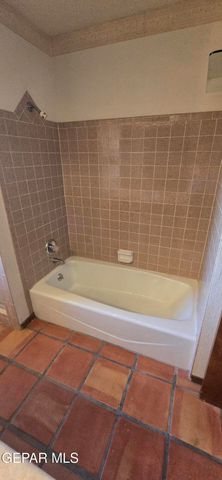 6224 LLANO LIBRE Way, El Paso, TX 79912