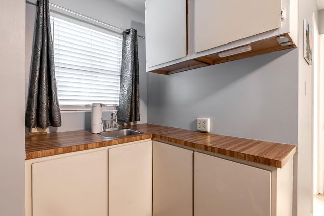 7111 Washington Avenue, Lake Worth, FL 33462