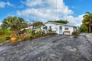 7111 Washington Avenue, Lake Worth, FL 33462
