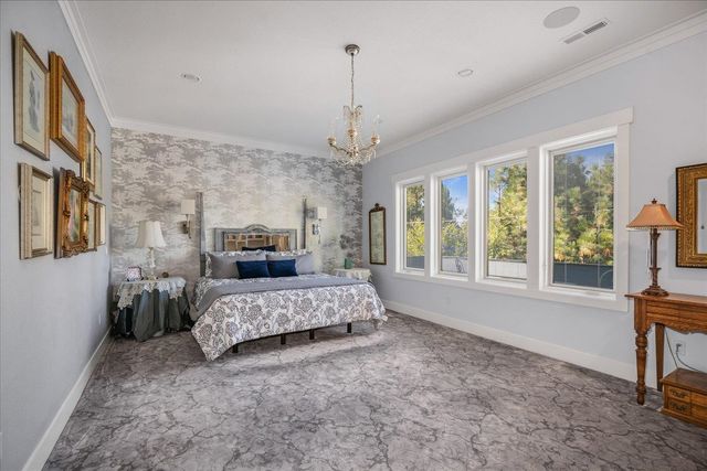 2107 E Peachtree Ct, Spokane, WA 99203