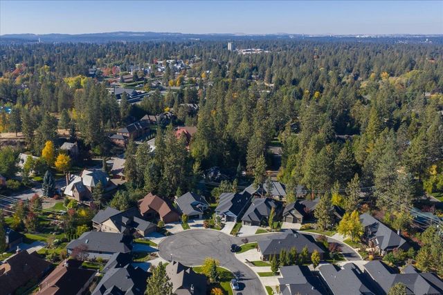 2107 E Peachtree Ct, Spokane, WA 99203