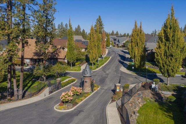 2107 E Peachtree Ct, Spokane, WA 99203