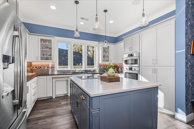 2107 E Peachtree Ct, Spokane, WA 99203