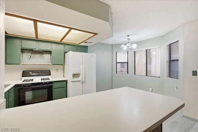 753 Rock Springs Drive 102, Las Vegas, NV 89128