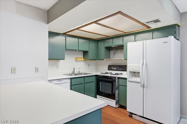 753 Rock Springs Drive 102, Las Vegas, NV 89128