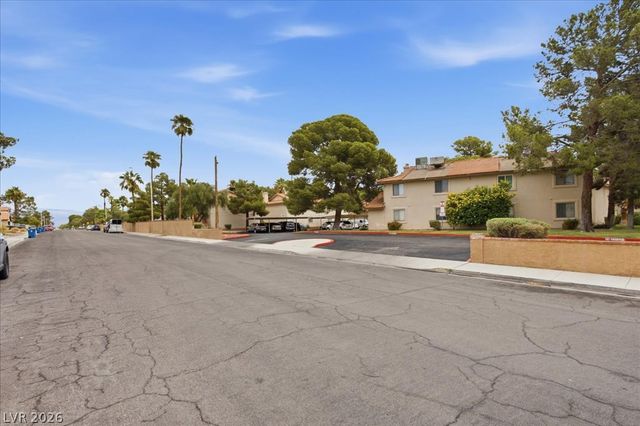 753 Rock Springs Drive 102, Las Vegas, NV 89128