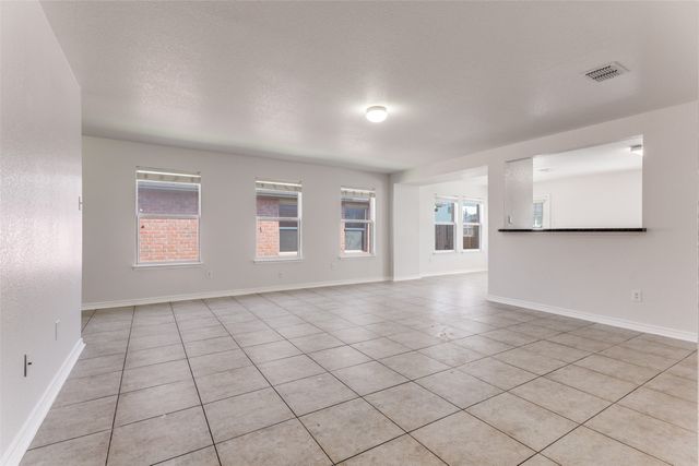 4120 Mantis Street, Fort Worth, TX 76106