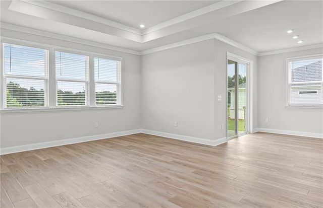 137 Kenney Way, Locust Grove, GA 30248