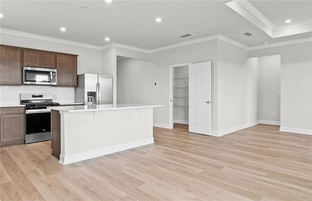 137 Kenney Way, Locust Grove, GA 30248