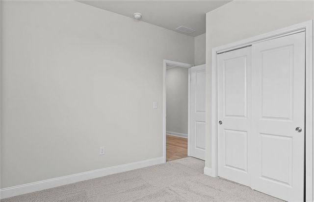 137 Kenney Way, Locust Grove, GA 30248