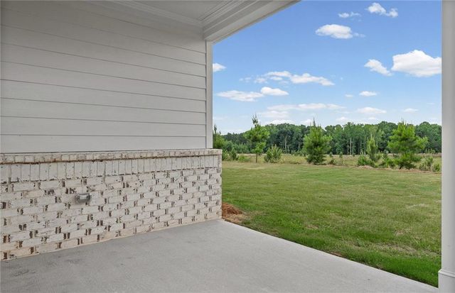 137 Kenney Way, Locust Grove, GA 30248