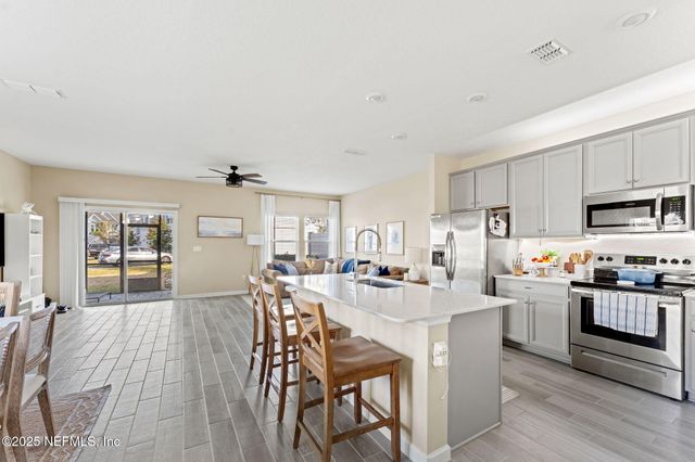 488 ALBANY BAY Boulevard, St. Johns, FL 32259