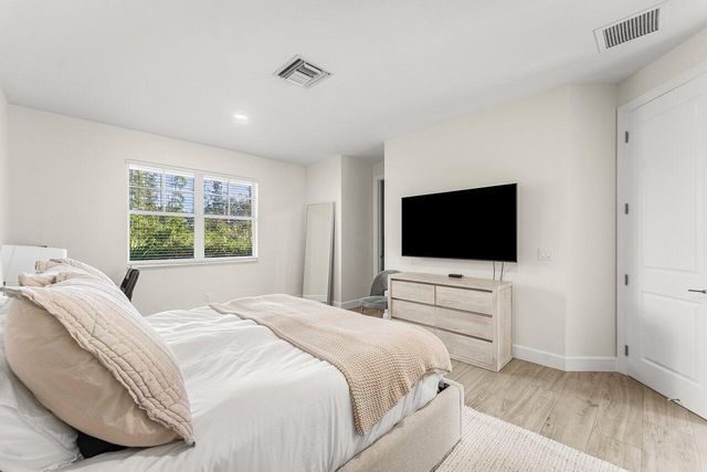 612 SW 15th Street, Fort Lauderdale, FL 33315