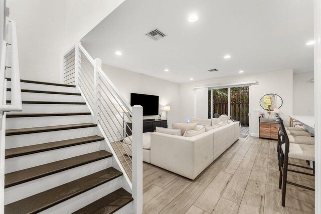 612 SW 15th Street, Fort Lauderdale, FL 33315