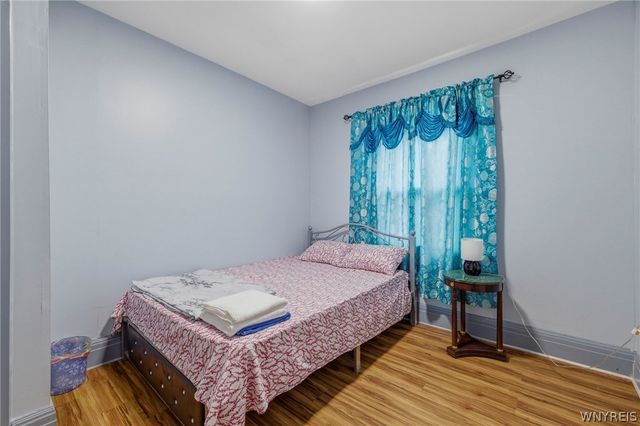 1802 Cleveland Avenue, Niagara Falls, NY 14305