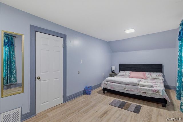 1802 Cleveland Avenue, Niagara Falls, NY 14305