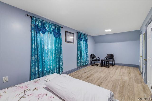 1802 Cleveland Avenue, Niagara Falls, NY 14305