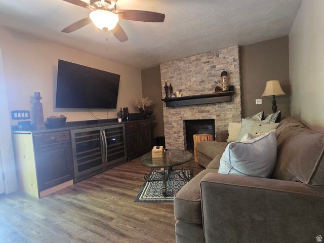 2443 N 950 W, Layton, UT 84041