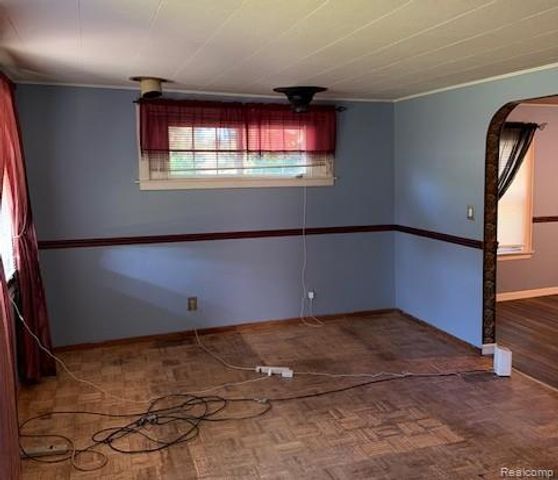 1287 E Mount Morris Road, Mount Morris, MI 48458