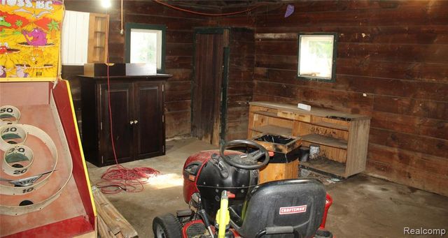 1287 E Mount Morris Road, Mount Morris, MI 48458