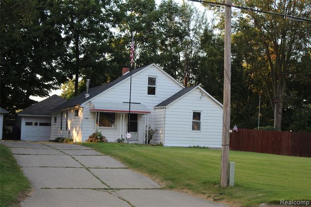 1287 E Mount Morris Road, Mount Morris, MI 48458